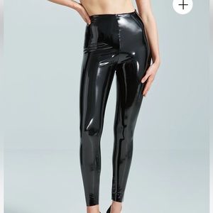 Commando faux patent leather legging